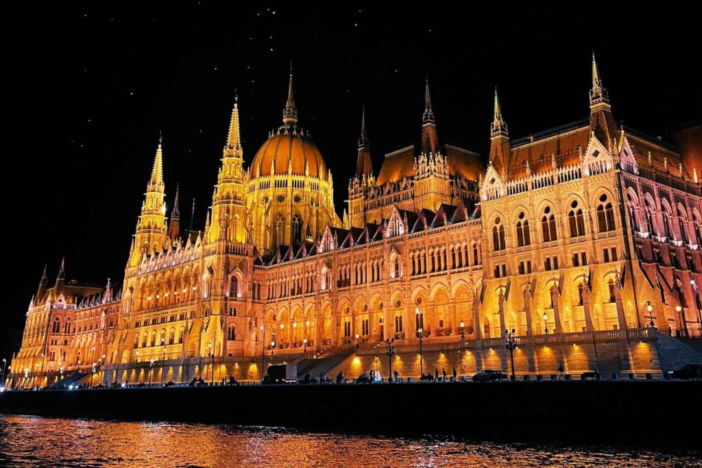 Things to do in Budapest: evening river cruise along the Danube