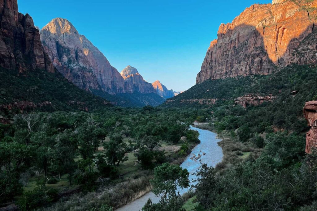 Hikes Zion National Park: Emerald Pools Trail