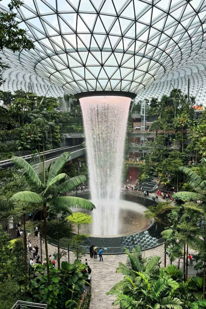 1 week of sightseeing in Singapore