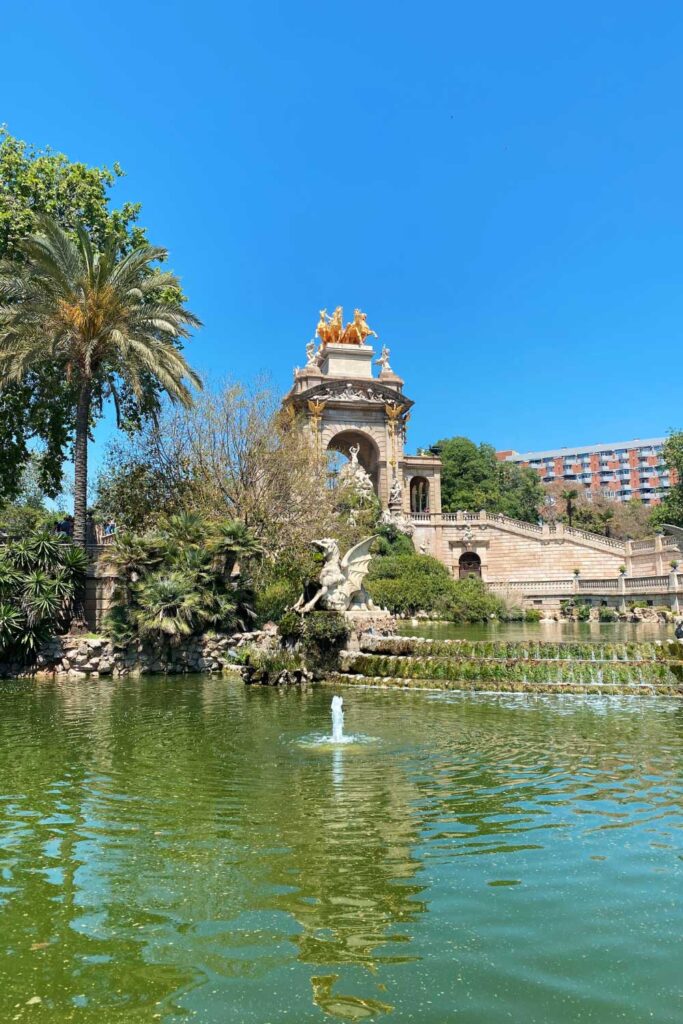 Things you should not miss when visiting Barcelona: Parc de la Ciutadella