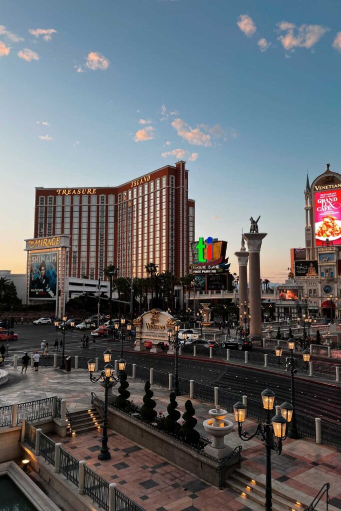 Las Vegas travel guide: the Strip