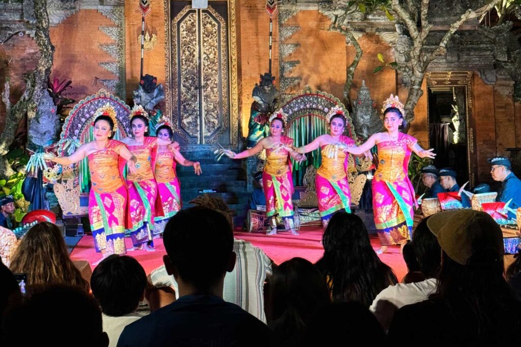 Things to do in Ubud: Legong dance performance